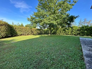 Villa in Vendita a Montelupo Fiorentino, 690'000€, 195 m²