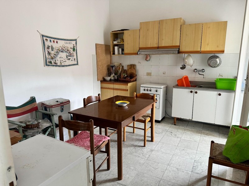 Appartamento in Vendita a Viareggio, 180'000€, 100 m²