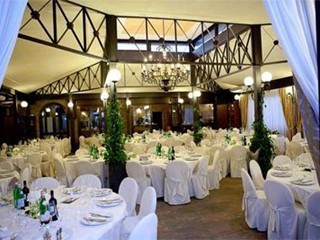 Capannone in Vendita a Capannori, zona Segromigno In Piano, 1'200'000€, 1600 m²