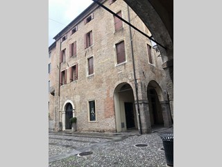 Immobile commerciale in Vendita a Padova, zona PADOVA, 352'500€, 185 m²