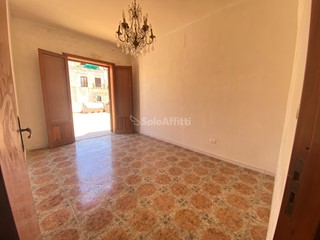 Quadrilocale in Affitto a Sciacca, 370€, 70 m²