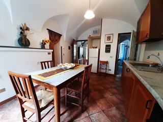 Trilocale in Vendita a Ceriana, 75'000€, 50 m², arredato