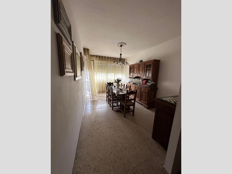 Quadrilocale in Vendita a Massa, 220'000€, 100 m²