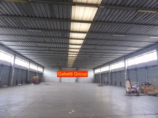 Capannone in Vendita a Villorba, 2000 m²