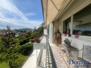 Villa bifamiliare in Vendita a Massa, 790'000€, 240 m²