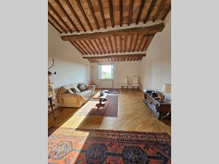 Casa Indipendente in Vendita a Fauglia, zona Luciana, 249'000€, 220 m², arredato