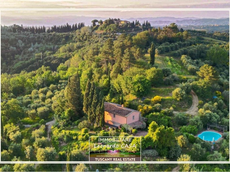 Casale in Vendita a San Miniato, 840'000€, 220 m², con Box