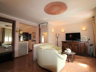 Quadrilocale in Vendita a Pontedera, 180'000€, 100 m², arredato