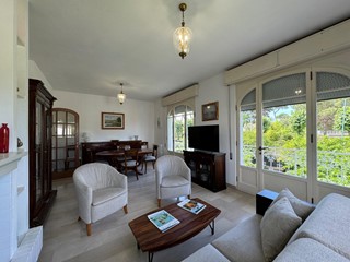 Casa Semi Indipendente in Affitto a Forte dei Marmi, zona Vittoria Apuana, 15'000€, 130 m², arredato