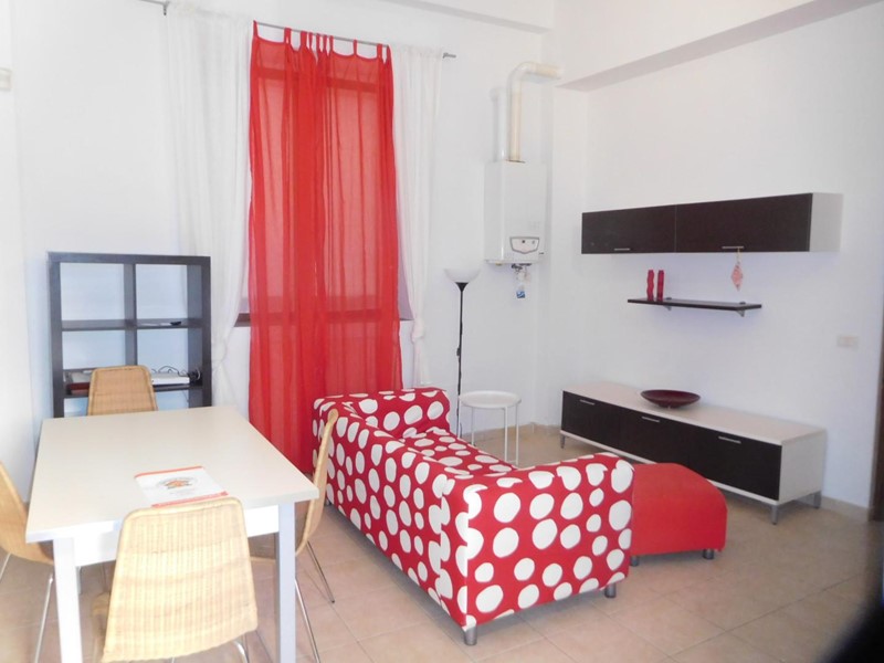 Trilocale in Vendita a Pisa, 230'000€, 80 m², arredato