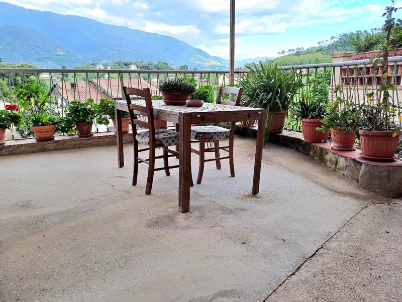 Casale in Vendita a Camaiore, 235'000&euro;, 96 m²