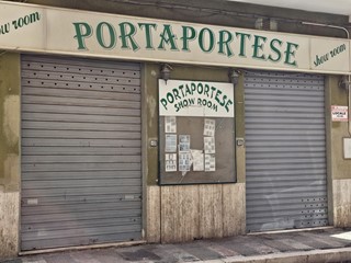 Negozio in Vendita a Foggia, 69'000&euro;, 100 m²