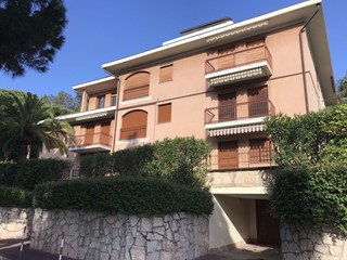 Bilocale in Vendita a Ospedaletti, 220'000€, 84 m², arredato
