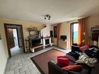 Casa Indipendente in Vendita a Cigognola, 120'000€, 160 m², arredato