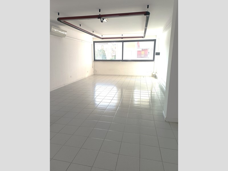 Ufficio in Affitto a Monteprandone, zona Centobuchi, 450€, 50 m²