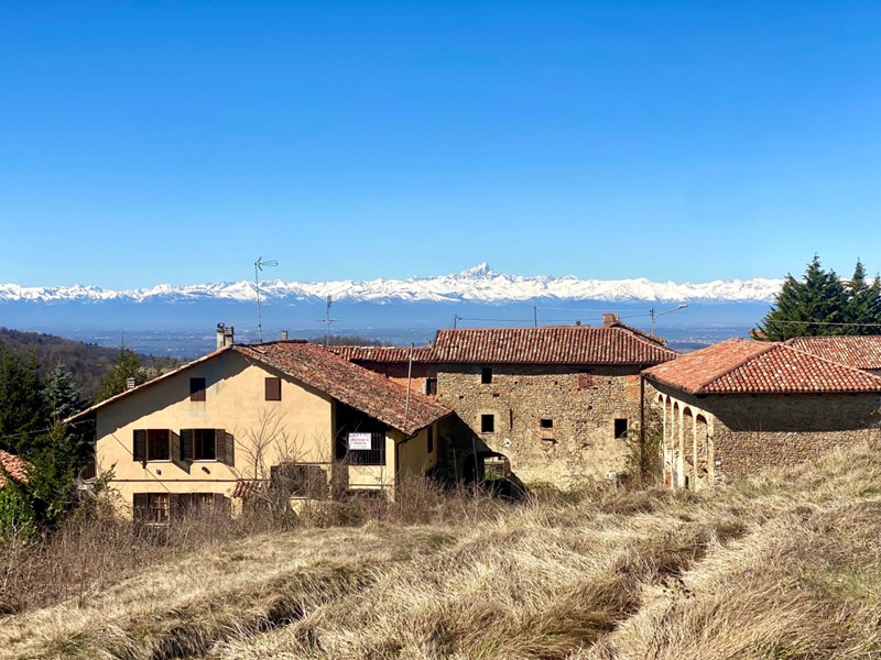 Casa Indipendente in Vendita a Bossolasco, 159'000€, 790 m², con Box
