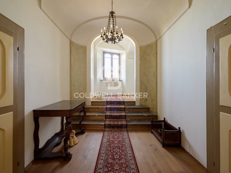 Appartamento in Vendita a Massa Fermana, 338'000€, 319 m²