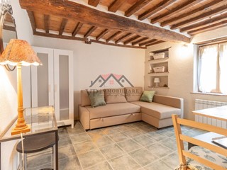 Casa Indipendente in Vendita a Monterotondo Marittimo, 65'000€, 70 m², arredato