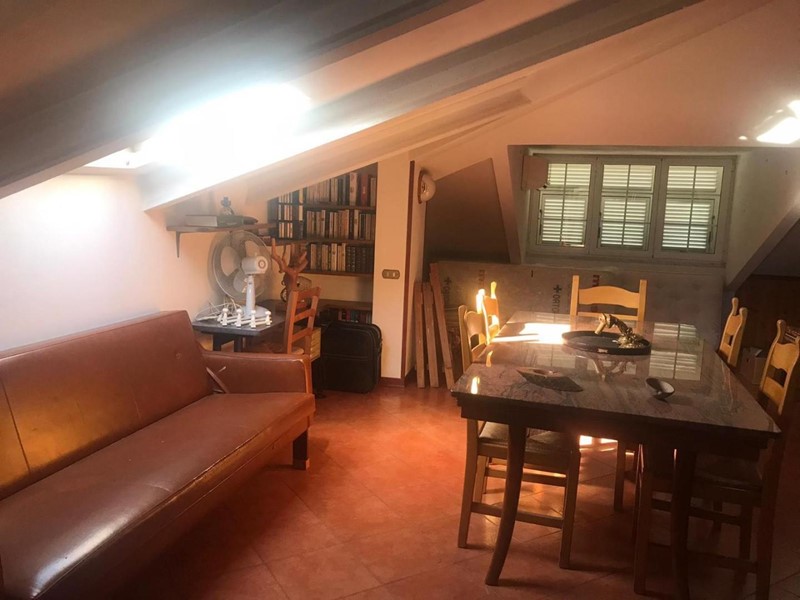 Appartamento in Vendita a Carrara, zona Marina di Carrara, 240'000€, 150 m², arredato