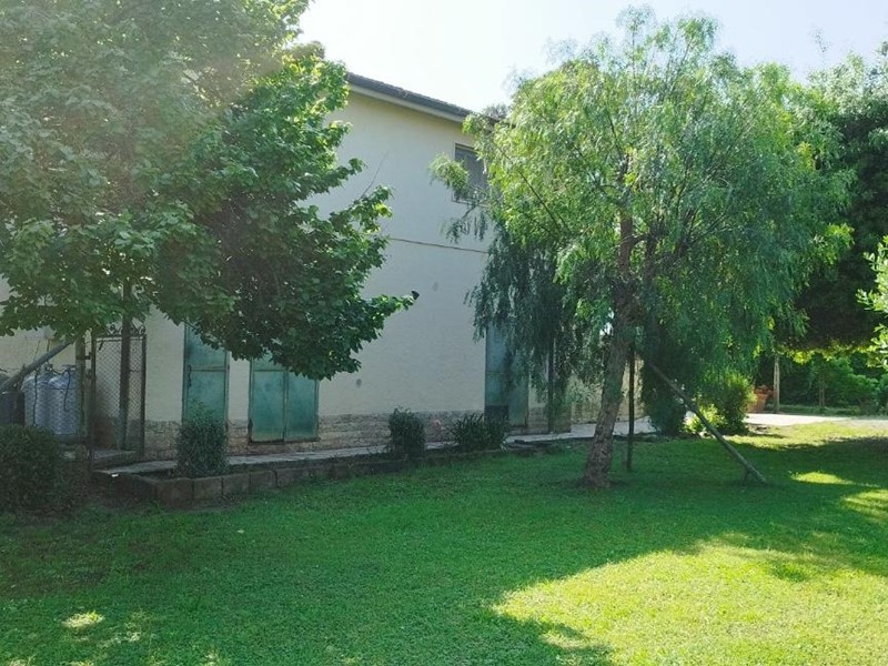 Casa Indipendente in Vendita a Manciano, zona Marsiliana, 500'000€, 220 m², con Box