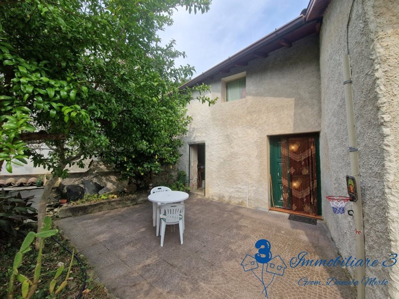 Casa Semi Indipendente in Vendita a Vendone, 89'000€, 63 m²