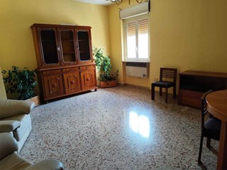 Quadrilocale in Vendita a Palermo, 110'000€, 110 m², con Box