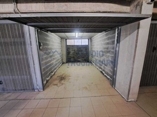 Box in Vendita a Taggia, zona Arma Di Taggia, 50'000€, 15 m²