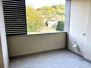 Trilocale in Vendita a Vaiano, 209'000€, 70 m², con Box