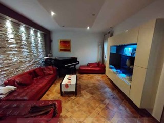 Trilocale in Vendita a Ravenna, 116'250€, 148 m², con Box