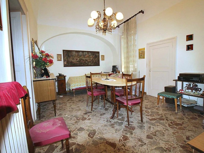 Quadrilocale in Vendita a Casamassima, 130'000€, 230 m²