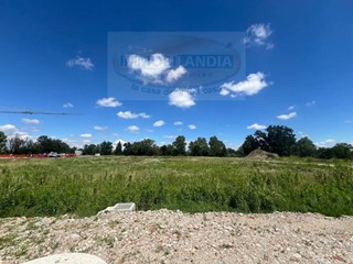 Terreno edificabile in Vendita a Comazzo, 122'000€, 500 m²