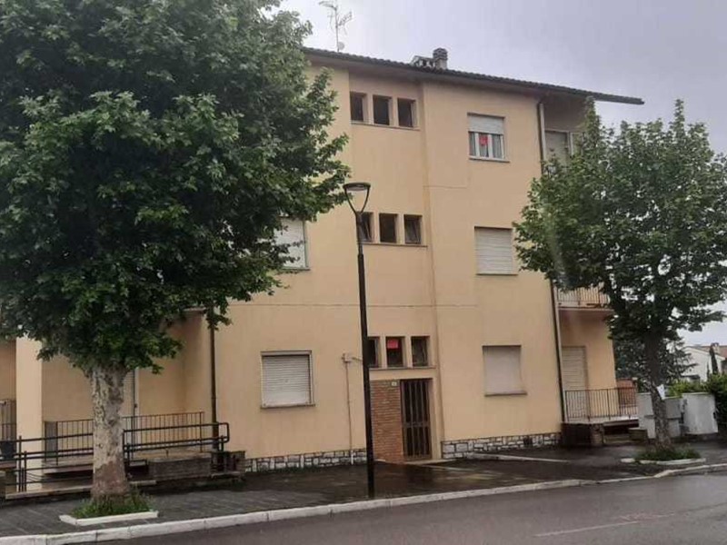 Quadrilocale in Vendita a Montecastrilli, 58'000€, 88 m²