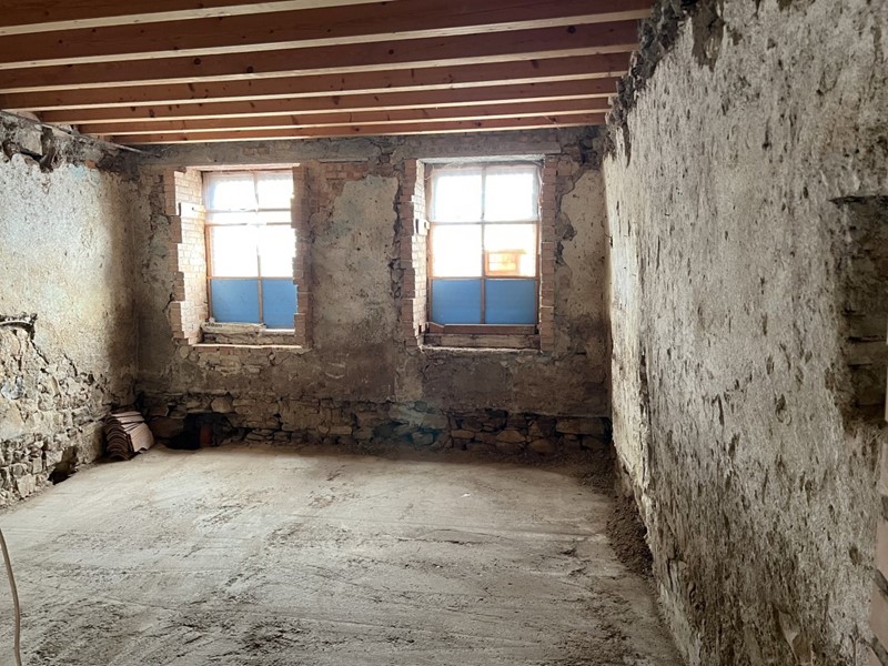 Casa Semi Indipendente in Vendita a Monticelli Brusati, zona Villa, 220'000€, 