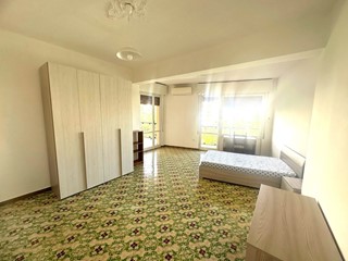 Stanza in Affitto a Sassari, 285€, 130 m², arredato