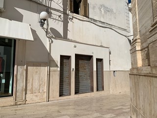 Attività commerciale in Vendita a Vieste, 160'000€, 40 m²