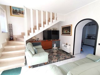 Casa Indipendente in Vendita a Mirabello Sannitico, 89'000€, 125 m²