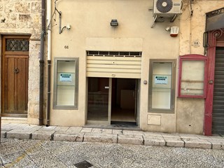 Attività commerciale in Vendita a Alcamo, 56'000€, 45 m², arredato