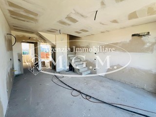 Villetta a schiera in Vendita a Castelfranco di Sotto, 225'000€, 125 m², con Box