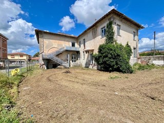 Villa in Vendita a San Giuliano Terme, zona Pontasserchio, 330'000€, 500 m²