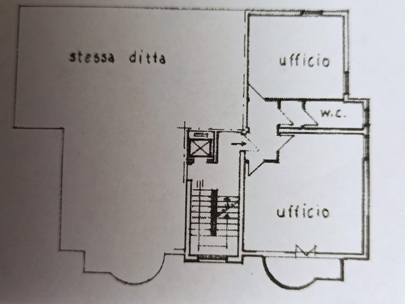 Ufficio in Affitto a Lucca, zona Sant'Anna, 650€, 65 m²