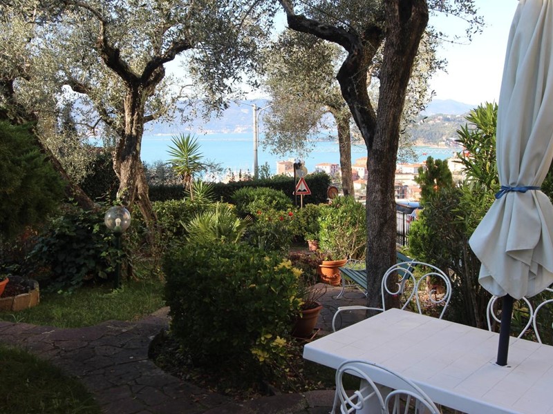 Appartamento in Vendita a Lerici, 550'000&euro;, 150 m², arredato