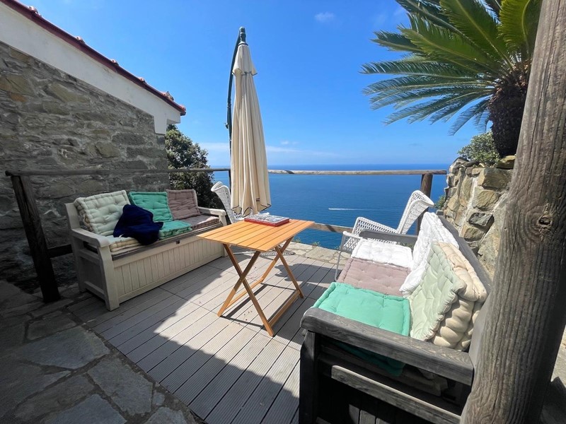 Casa Indipendente in Vendita a La Spezia, zona Campiglia, 320'000€, 65 m², arredato