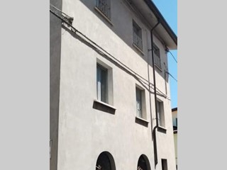 Casa Indipendente in Vendita a Massa, 230'000€, 260 m²