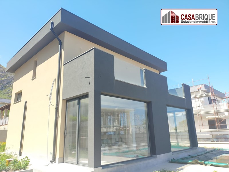 Villa in Vendita a Altavilla Milicia, 265'000€, 165 m²