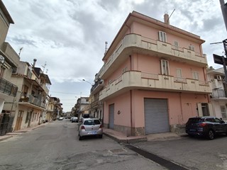 Trilocale in Vendita a Botricello, zona Botricello Inferiore, 59'000€, 105 m²