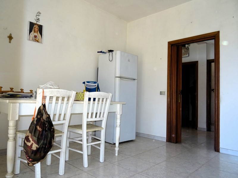 Casa Indipendente in Vendita a Trecastelli, zona Passo Ripe, 185'000€, 380 m², con Box
