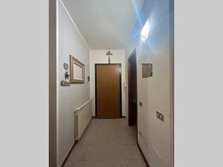 Trilocale in Vendita a Pisa, zona Marina di Pisa, 240'000€, 68 m²