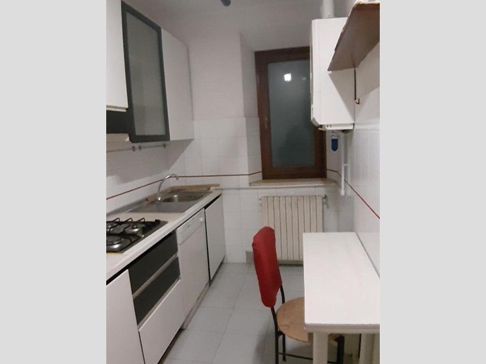 Quadrilocale in Vendita a Colle di Val D'Elsa, 135'000€, 65 m², arredato, con Box
