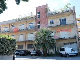 Quadrilocale in Vendita a Pace del Mela, 50'000€, 136 m²