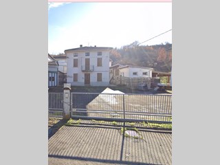 Appartamento in Vendita a Medesano, 80'000&euro;, 